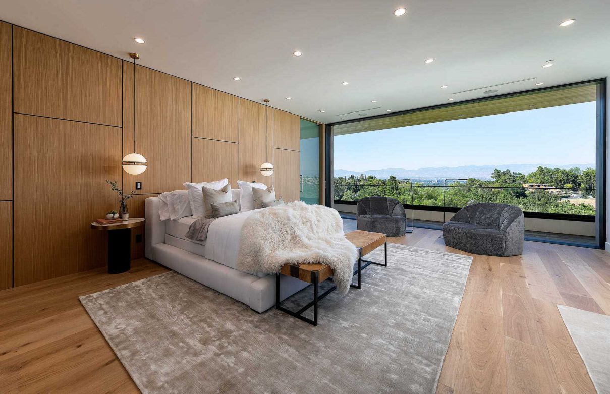 12-Million-Royal-Oak-Modern-Masterpiece-in-Encino-hit-the-Market-2