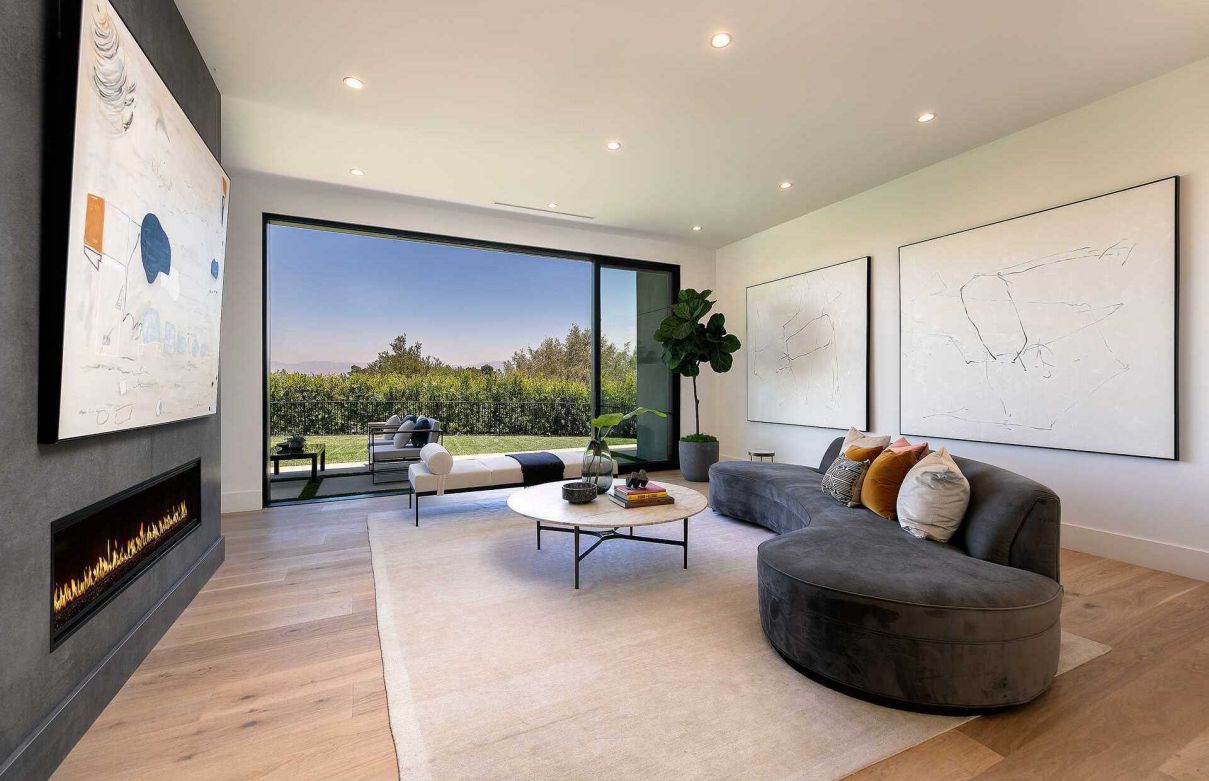 12-Million-Royal-Oak-Modern-Masterpiece-in-Encino-hit-the-Market-6