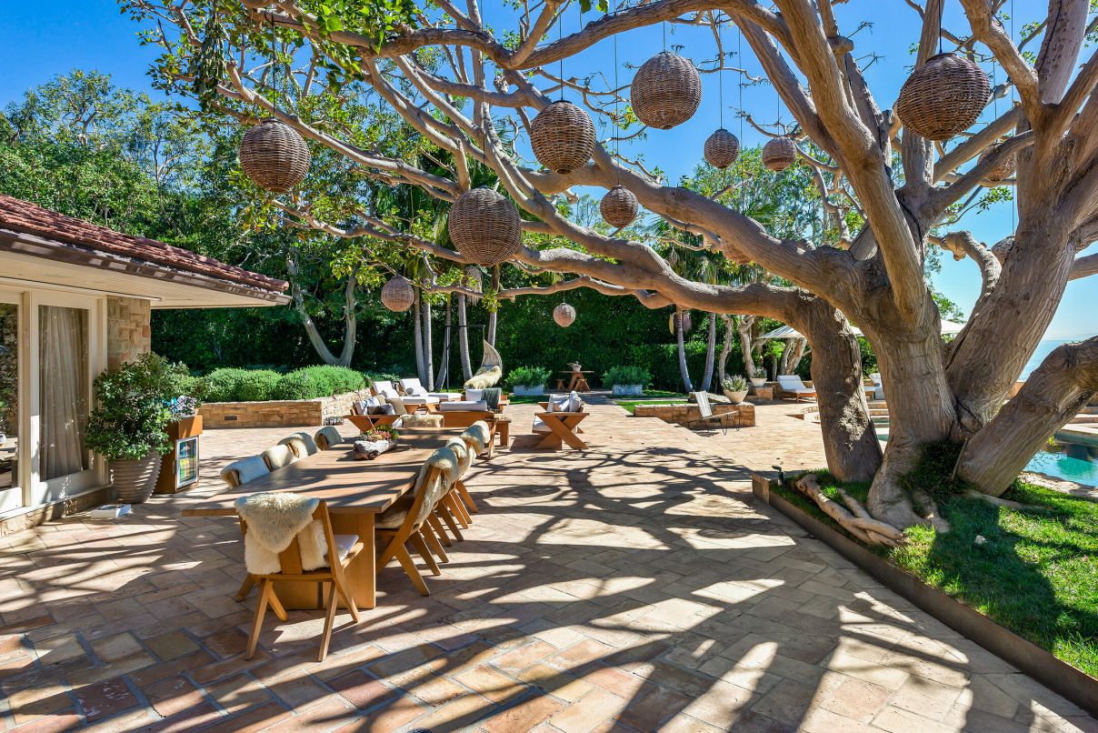 125-Million-Pacific-Coast-Estate-in-Malibu-on-the-Market-9