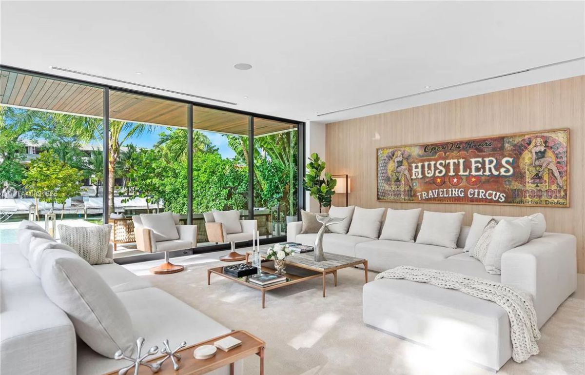 15-Million-Brand-New-Modern-Elegant-Waterfront-Home-in-Miami-Beach-6