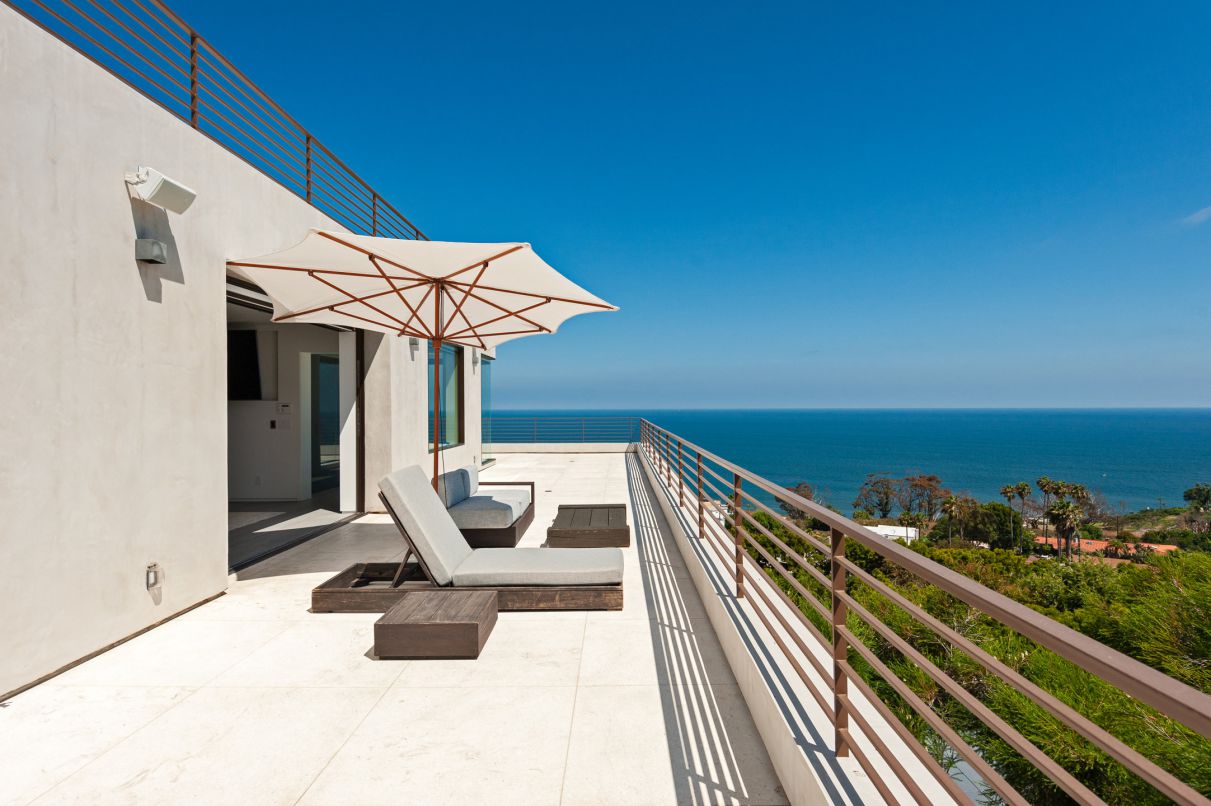 27.5-Million-Magnificent-Ocean-View-Home-in-Malibu-California-26901-Sea-Vista-Drive-Malibu-CA-23