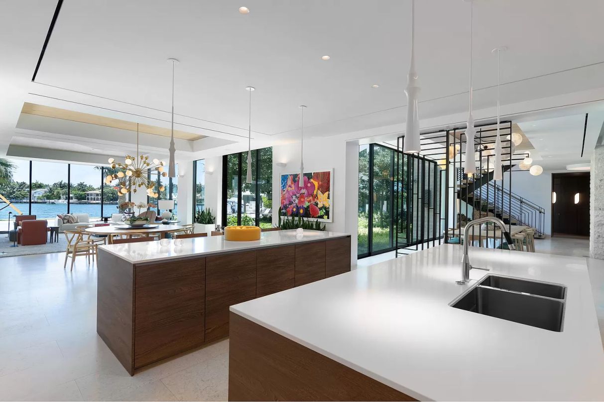 34-Million-Brand-New-Venetian-Waterfront-Home-in-Miami-Beach-Florida-9