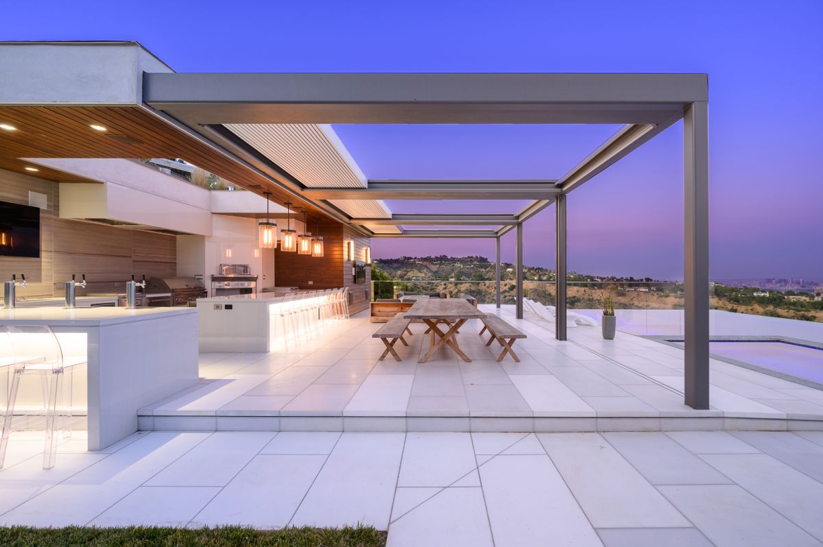 44.5-Million-Brand-New-Beverly-Hills-Modern-Compound-hit-the-Market-2