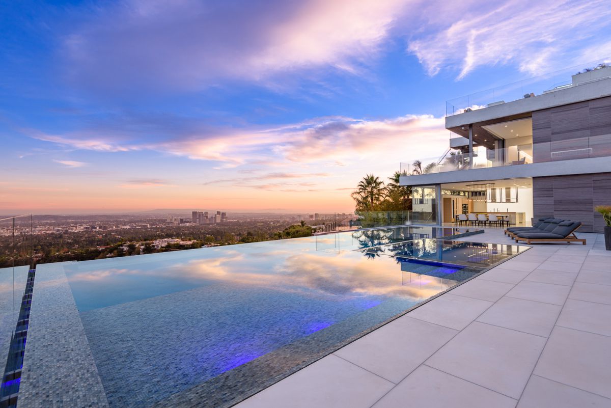 44.5-Million-Brand-New-Beverly-Hills-Modern-Compound-hit-the-Market-4