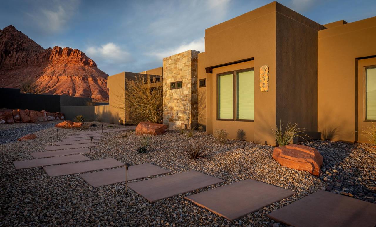 Anasazi-Hills-Residence-in-Salt-Lake-City-Utah-by-McQuay-Architects-26