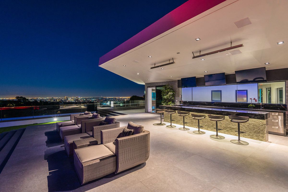 Bel-Air-Iconic-Property-10979-Chalon-Rd-Los-Angeles-36