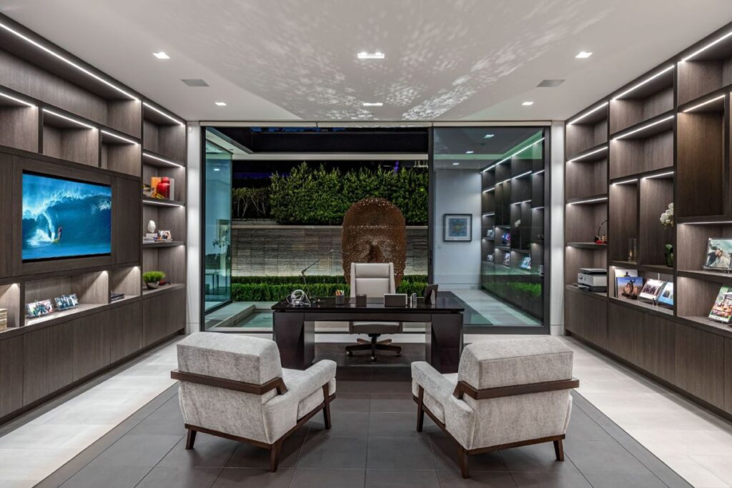 Beverly Hills New Mansion by Paul McClean hit Market