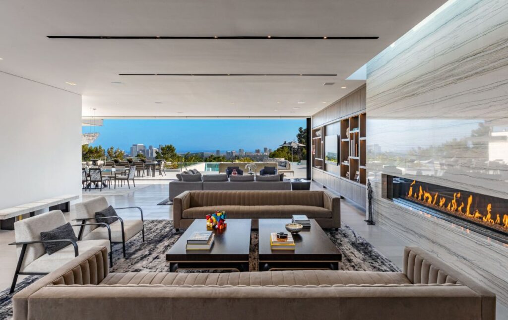 Beverly Hills New Mansion by Paul McClean hit Market