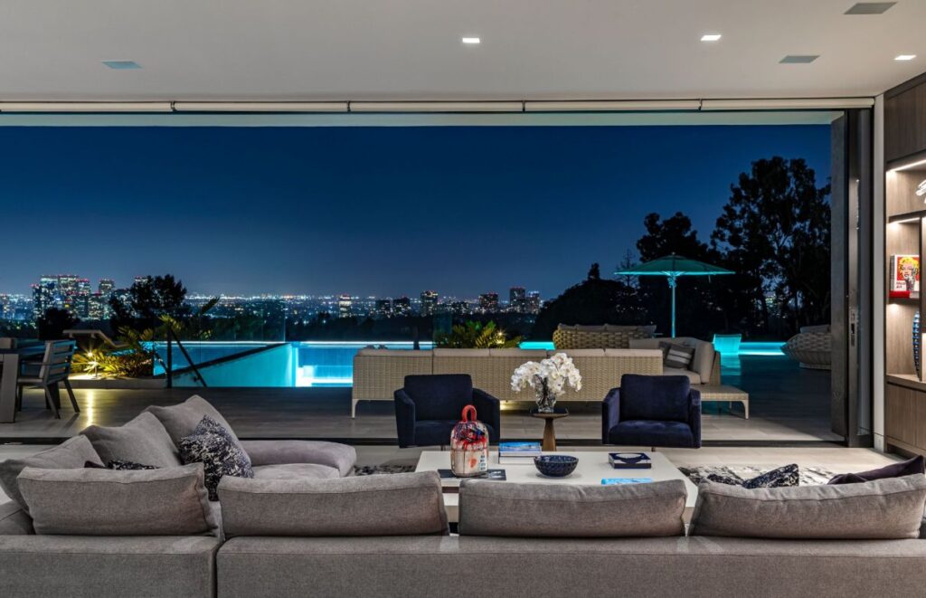 Beverly Hills New Mansion by Paul McClean hit Market