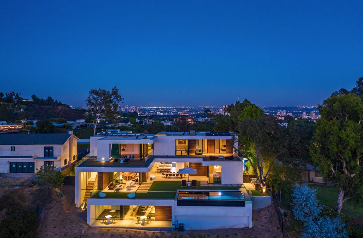 Brand-New-Contemporary-Bel-Air-Custom-Home-hit-Market-1