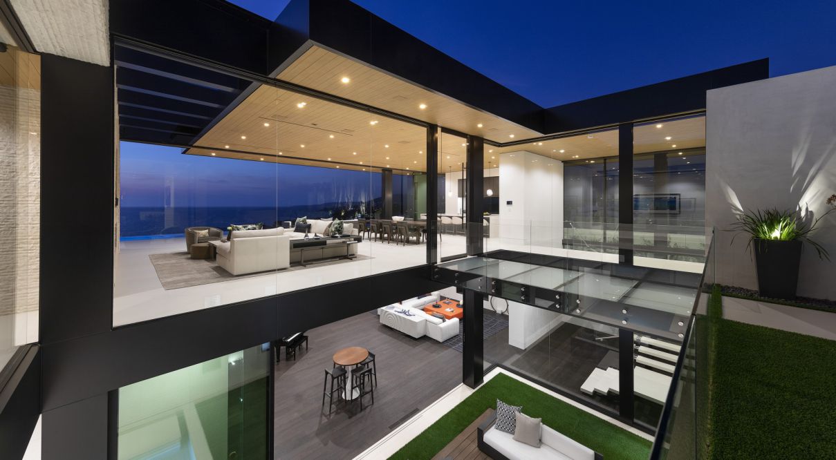 Brand-New-Seabreeze-Residence-in-Dana-Point-by-McClean-Design-4