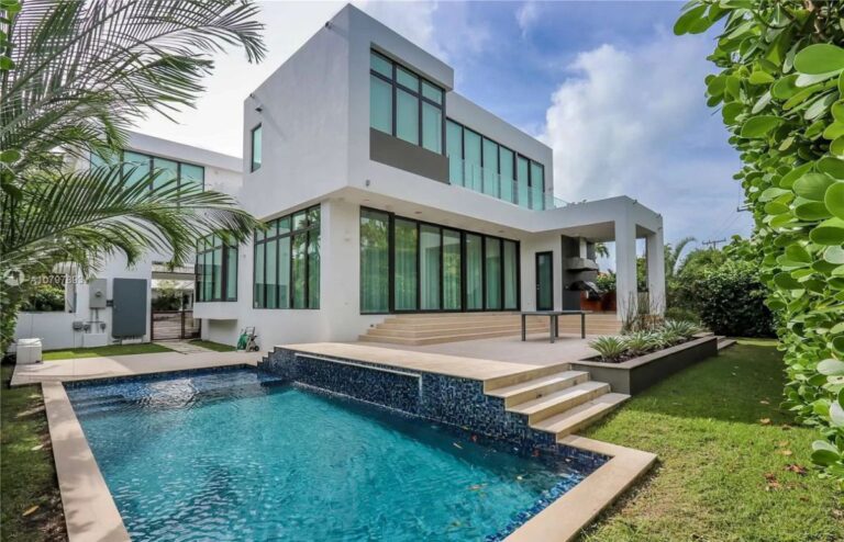 Buttonwood Drive Modern Home in Key Biscayne on Market for $4.2 Million