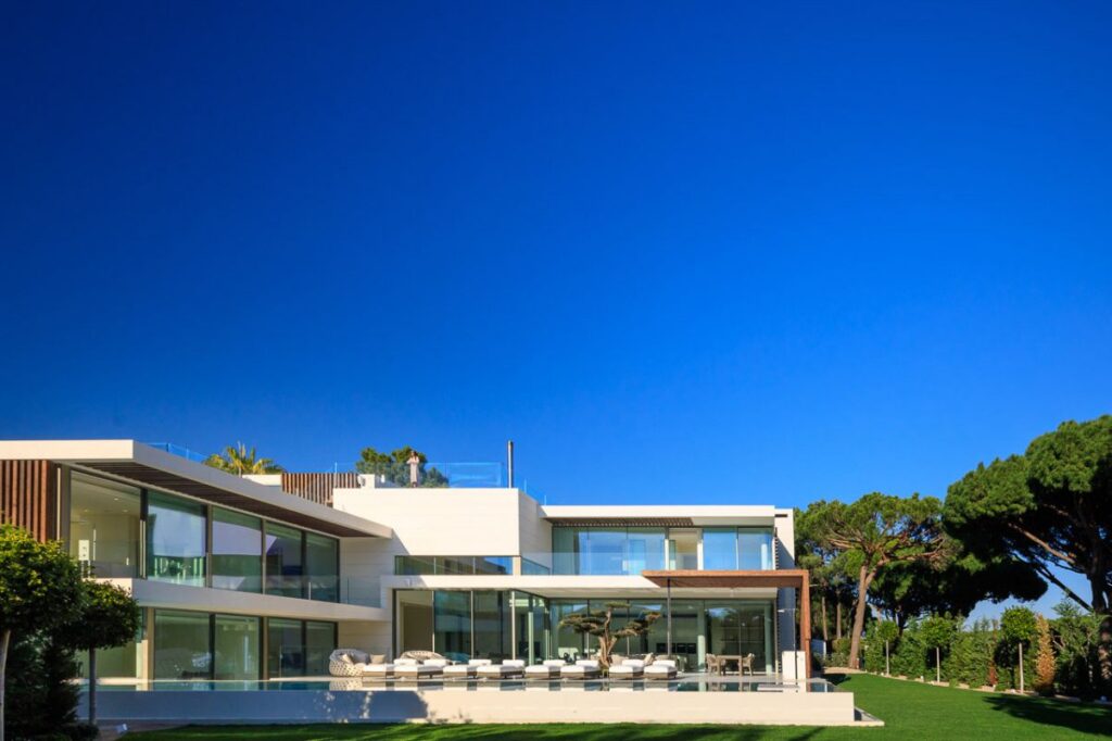 Casa MG in Algarve, Portugal  by Vasco Vieira Arquitectos
