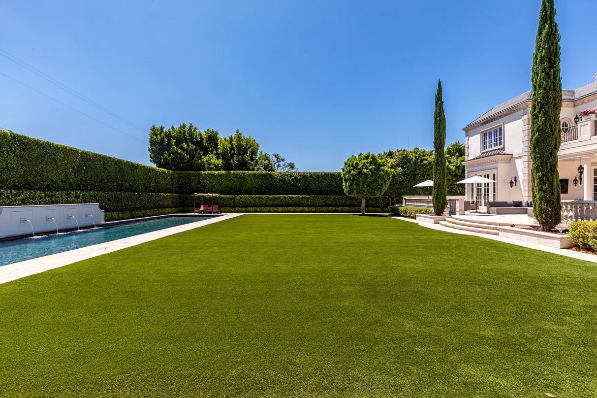 Classically-Styled-European-Estate-in-Beverly-Hills-on-Market-21