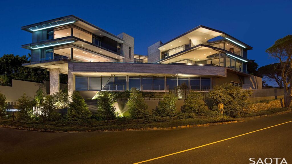 Clifton 2A Residence in Cape Town, South Africa by SAOTA