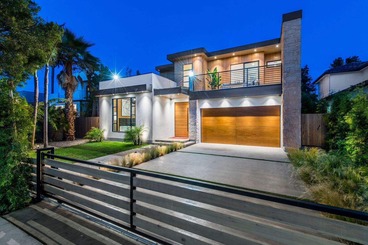 Exquisite-New-Home-in-Venice-1360-Palms-Blvd-Venice-CA-1