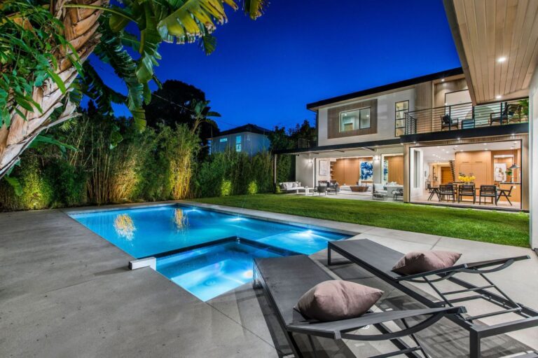 Exquisite New Home in Venice for Sale with An Asking Price $5.7 Million