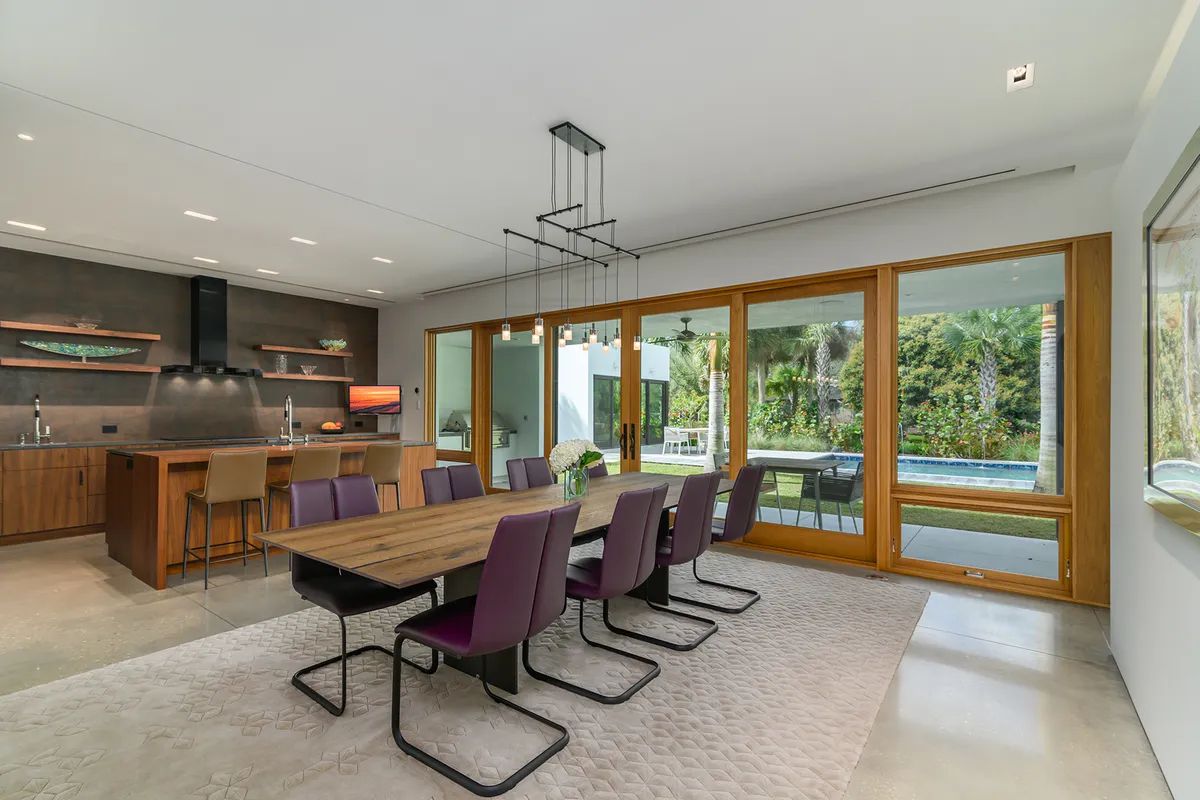 Florida-Iconic-Modern-Home-in-heart-of-Cherokee-Park-Sarasota-8