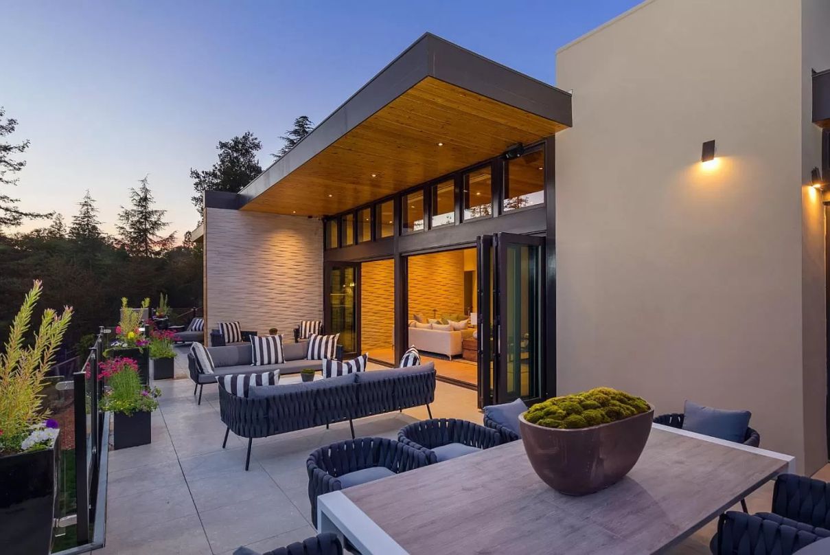 Foothill-Contemporary-House-in-Los-Altos-Hills-by-DMARC-Studios-25