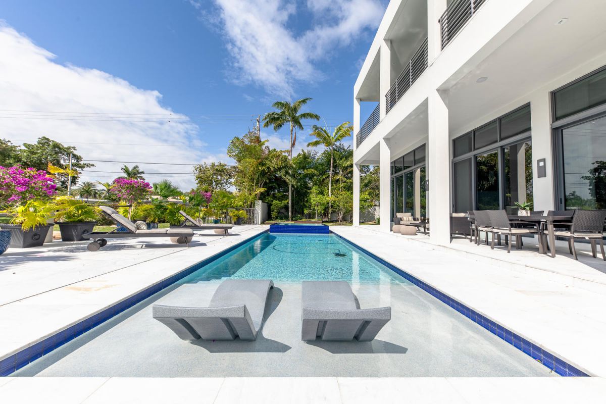 Fort-Lauderdale-Modern-Estate-perfect-for-South-Florida-lifestyle-7