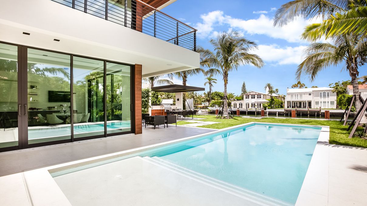 Grandiose-Waterfront-Modern-Estate-in-Miami-Beach-4528-Prairie-Ave-Miami-Beach-Florida-12