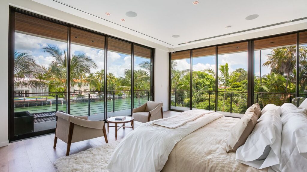 Grandiose Waterfront Modern Estate in Miami Beach for Sale