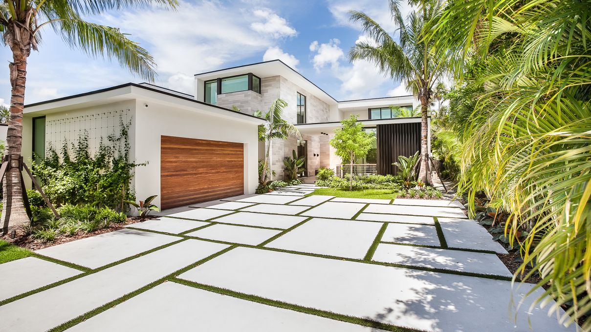 Grandiose-Waterfront-Modern-Estate-in-Miami-Beach-4528-Prairie-Ave-Miami-Beach-Florida-3