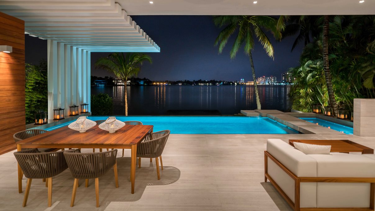 Hibiscus-Drive-Residence-in-Miami-Beach-by-Borges-Architects-4