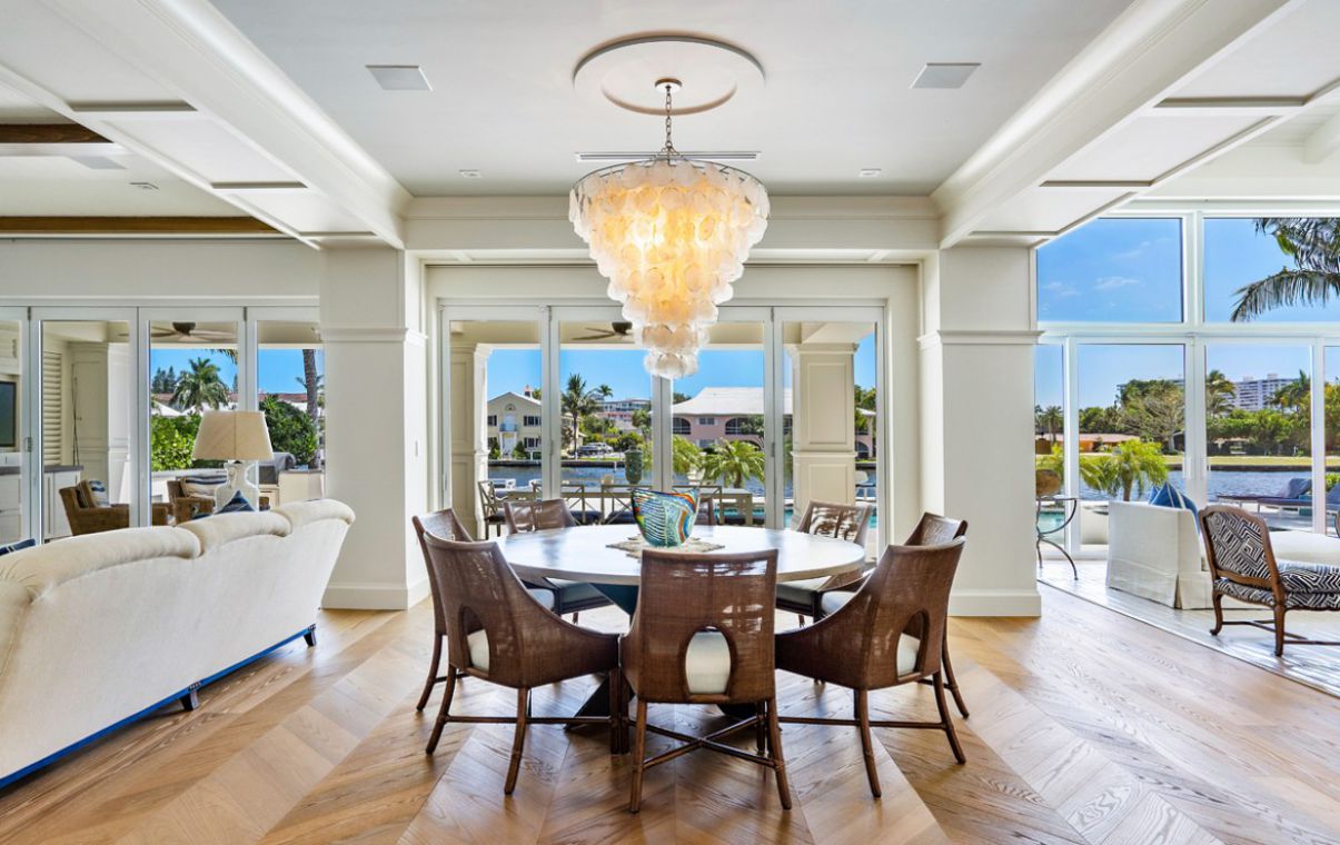 Impeccable-Royal-Palm-Residence-in-Boca-Raton-Florida-1200-Royal-Palm-Way-Boca-Raton-Florida-10