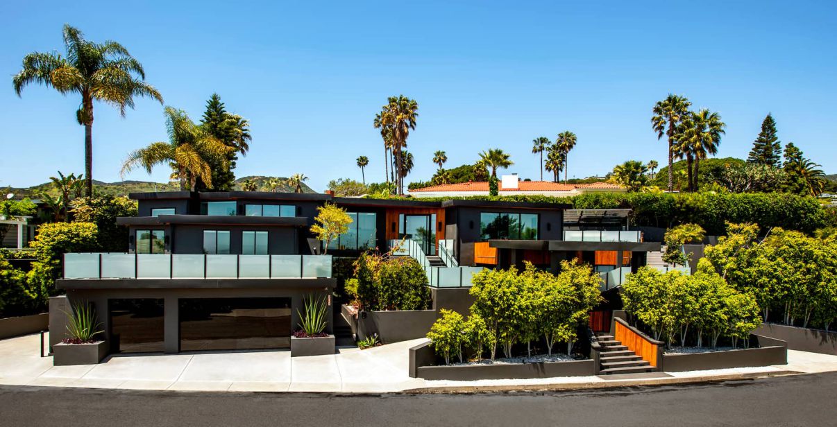 Incredible-Ocean-View-Modern-Compound-in-Pacific-Palisades-815-N-El-Oro-Lane-Pacific-Palisades-CA-2