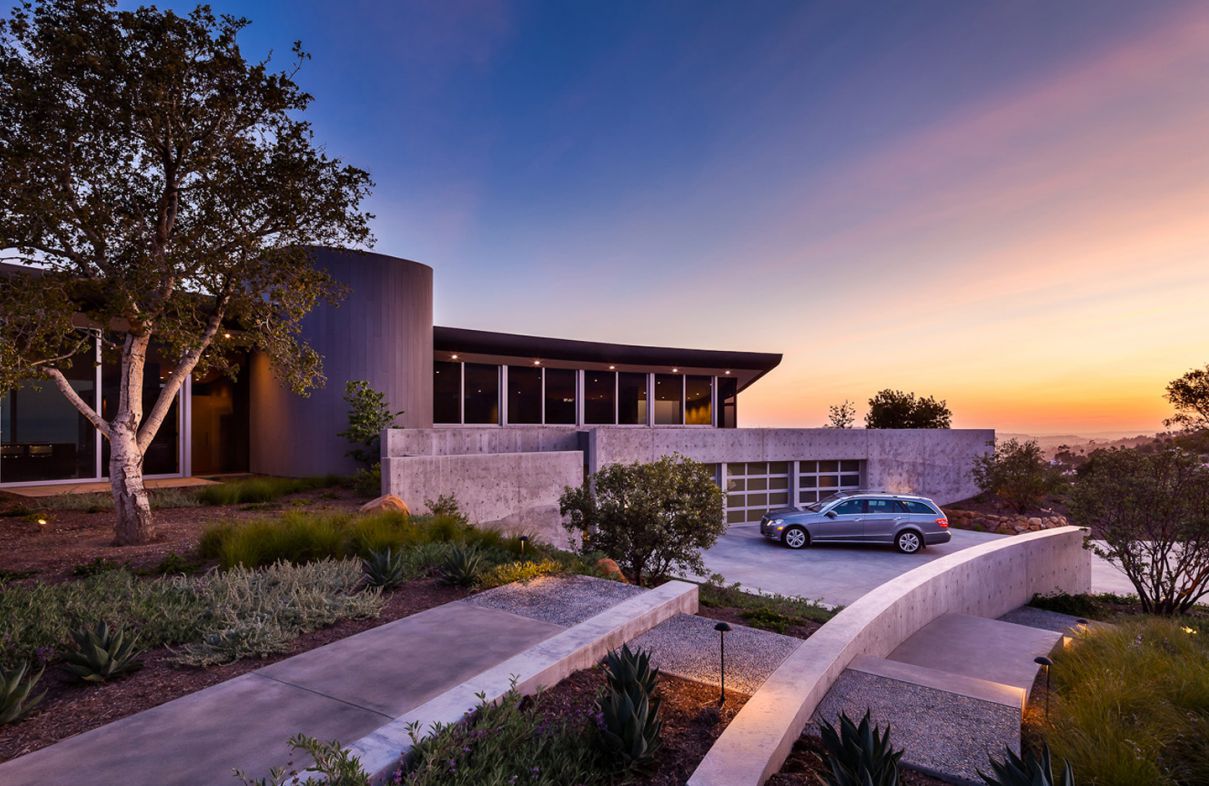 Kurth-House-in-Santa-Barbara-by-Neumann-Mendro-Andrulaitis-Architects-18