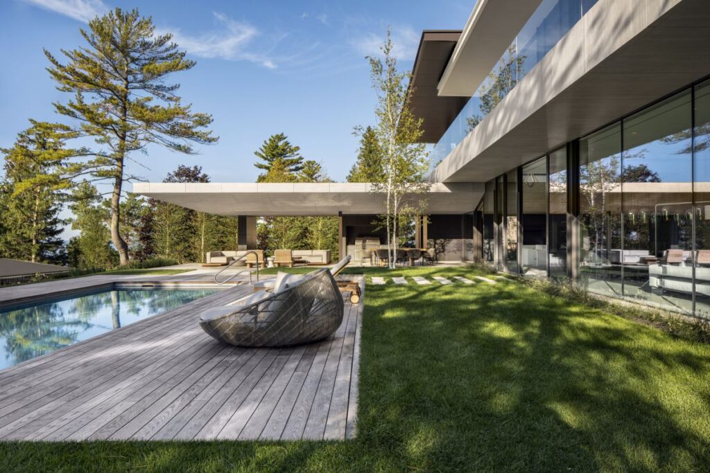 Lake Huron Modern Home in Ontario, Canada by SAOTA