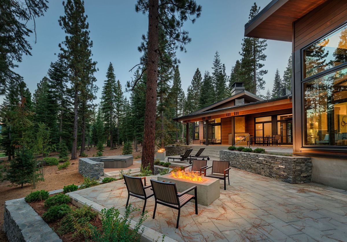 Martis-Camp-Residence-106-in-Truckee-CA-by-Nicholas-Sonder-Architect-4