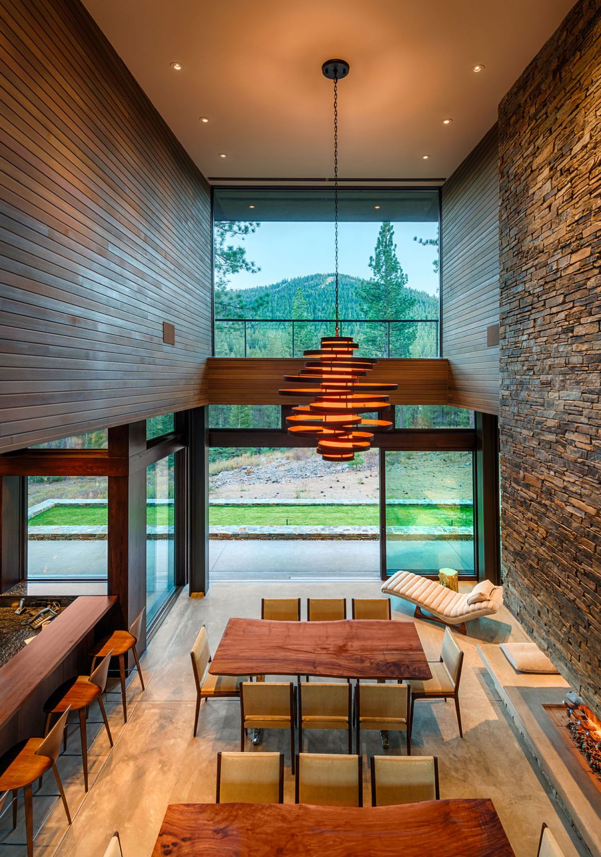 Martis-Camp-Residence-381-in-Truckee-CA-by-Marmol-Radziner-Architecture-16