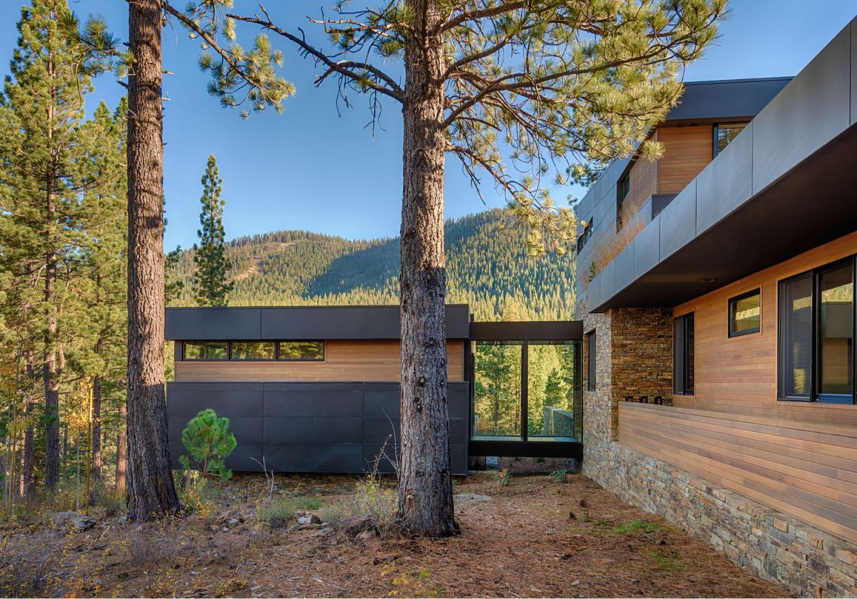 Martis-Camp-Residence-381-in-Truckee-CA-by-Marmol-Radziner-Architecture-6