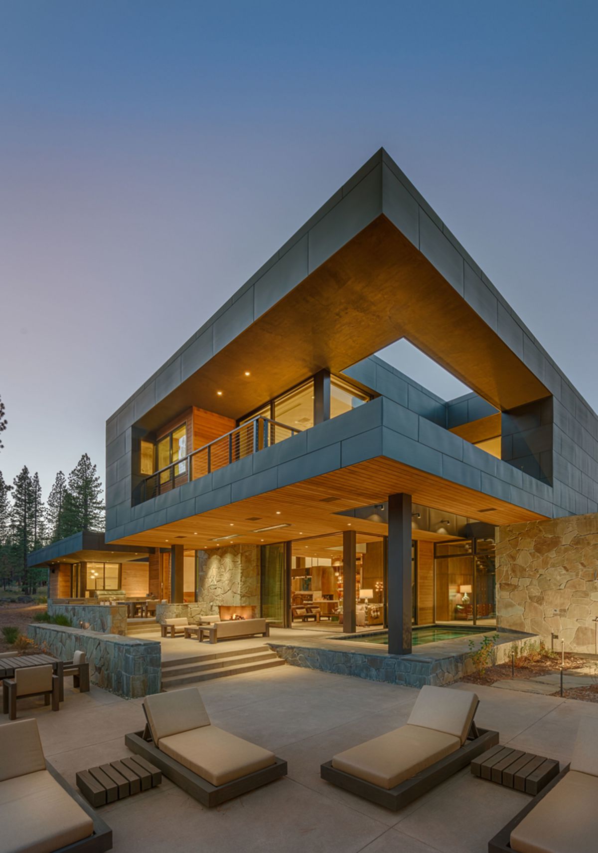 Martis-Camp-Residence-403-in-Truckee-CA-by-Marmol-Radziner-Architecture-3