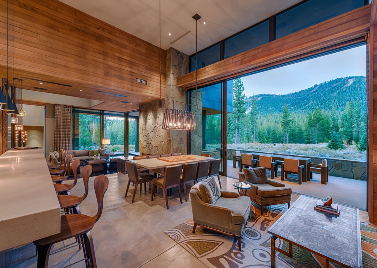 Martis-Camp-Residence-403-in-Truckee-CA-by-Marmol-Radziner-Architecture-5