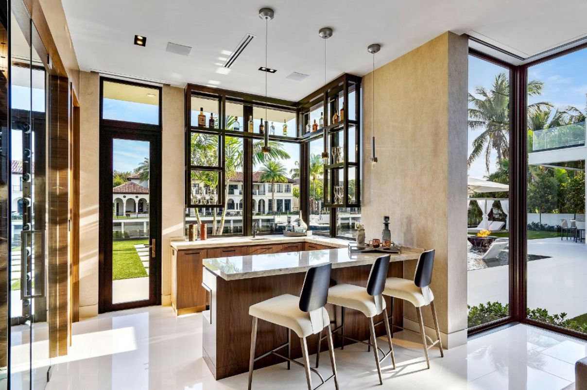 Maya-Palm-Estate-in-Boca-Raton-FL-by-John-D-Conway-Architect-Inc-17