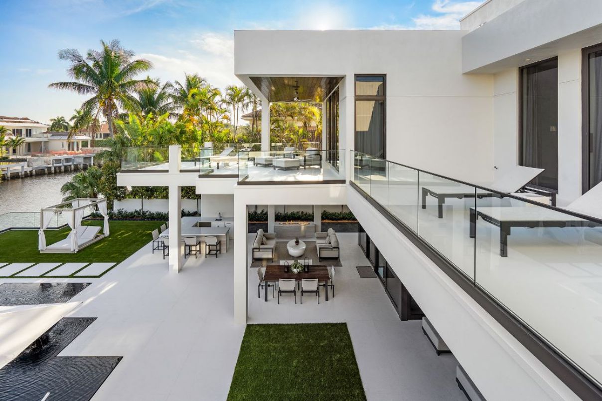 Maya-Palm-Estate-in-Boca-Raton-FL-by-John-D-Conway-Architect-Inc-20