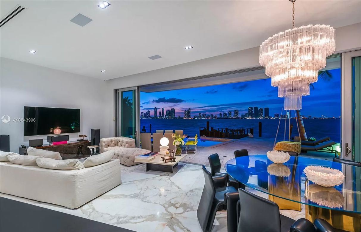 Miami-Beachs-San-Marino-Contemporary-Gem-for-Rental-14