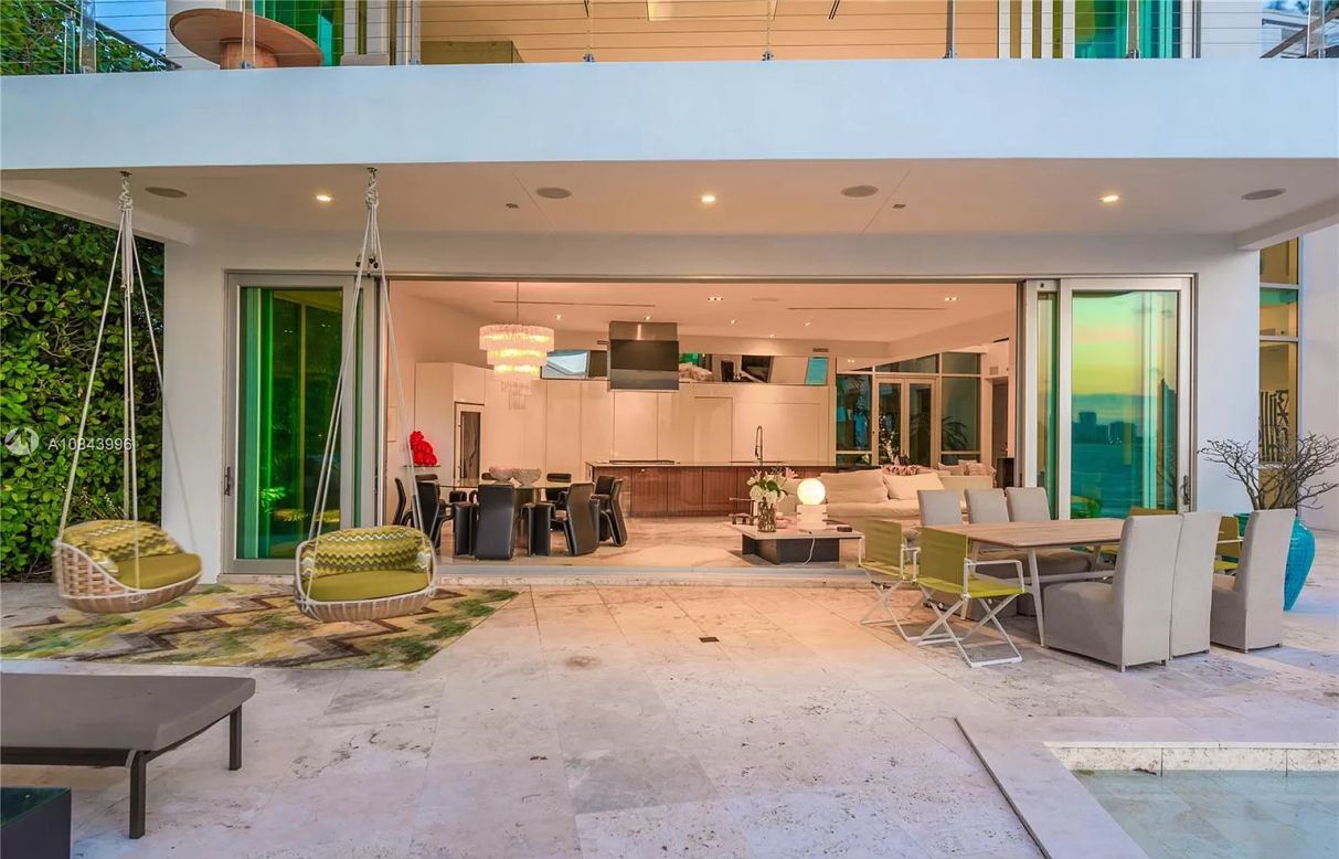 Miami-Beachs-San-Marino-Contemporary-Gem-for-Rental-19