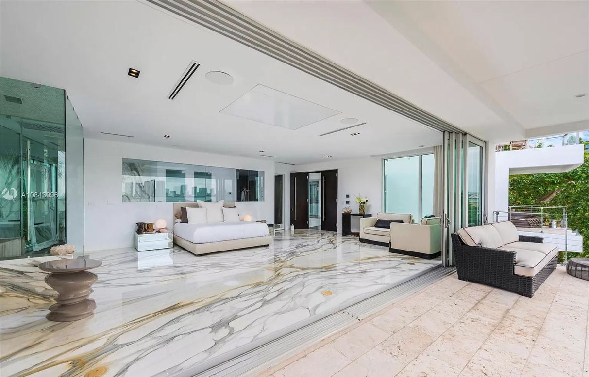 Miami-Beachs-San-Marino-Contemporary-Gem-for-Rental-20