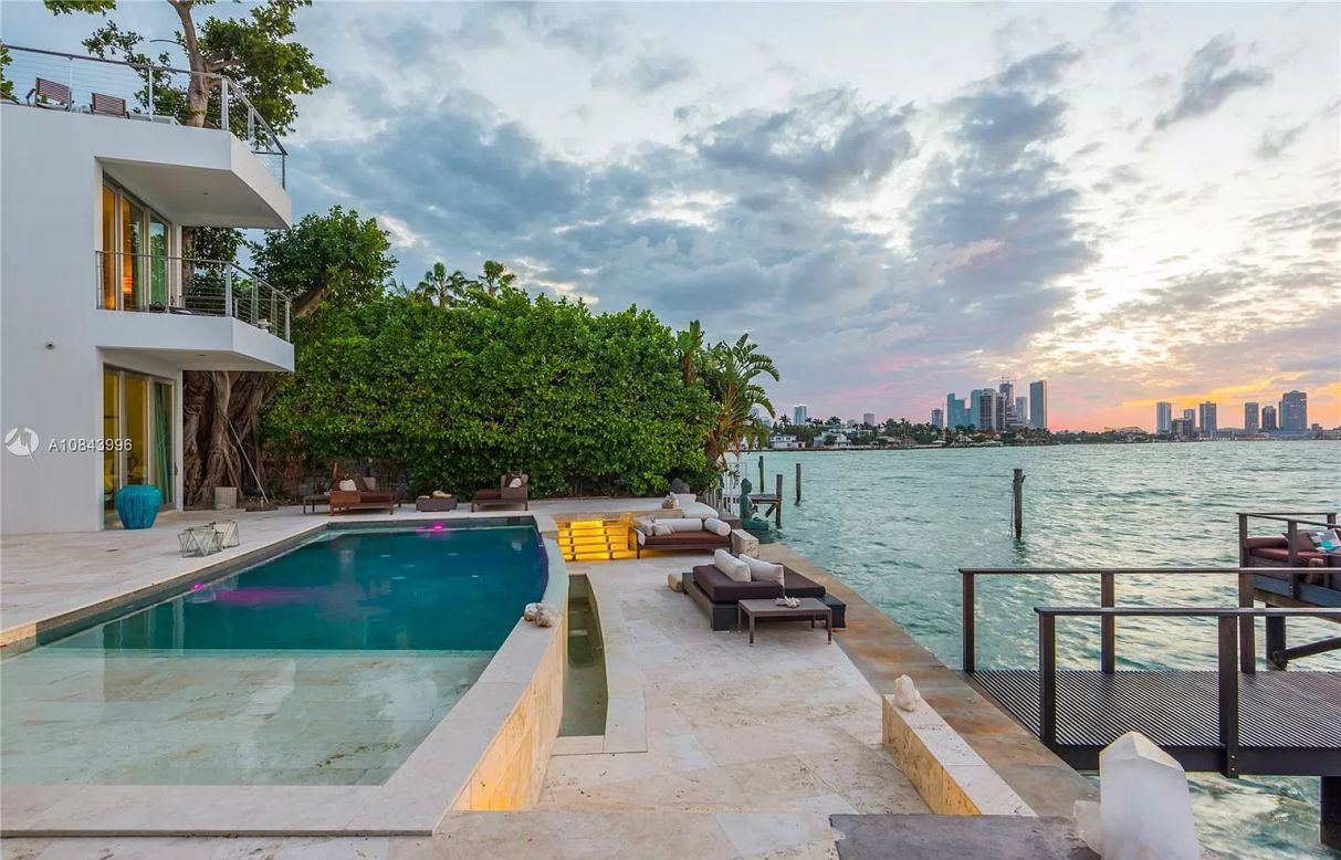 Miami-Beachs-San-Marino-Contemporary-Gem-for-Rental-6