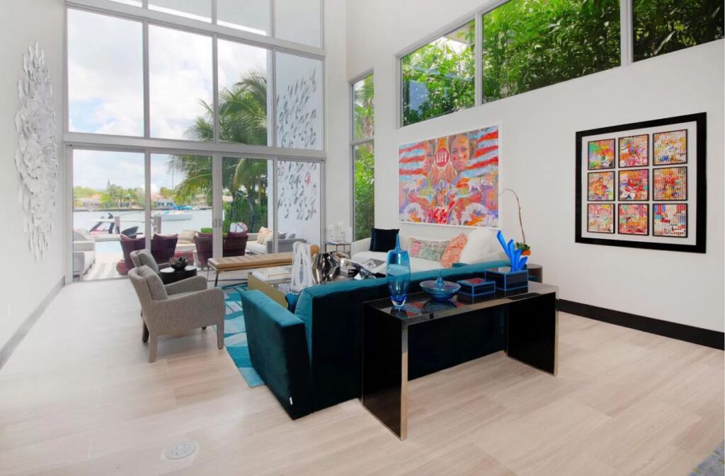 Modern Waterfront Home in Miami Beach on Market