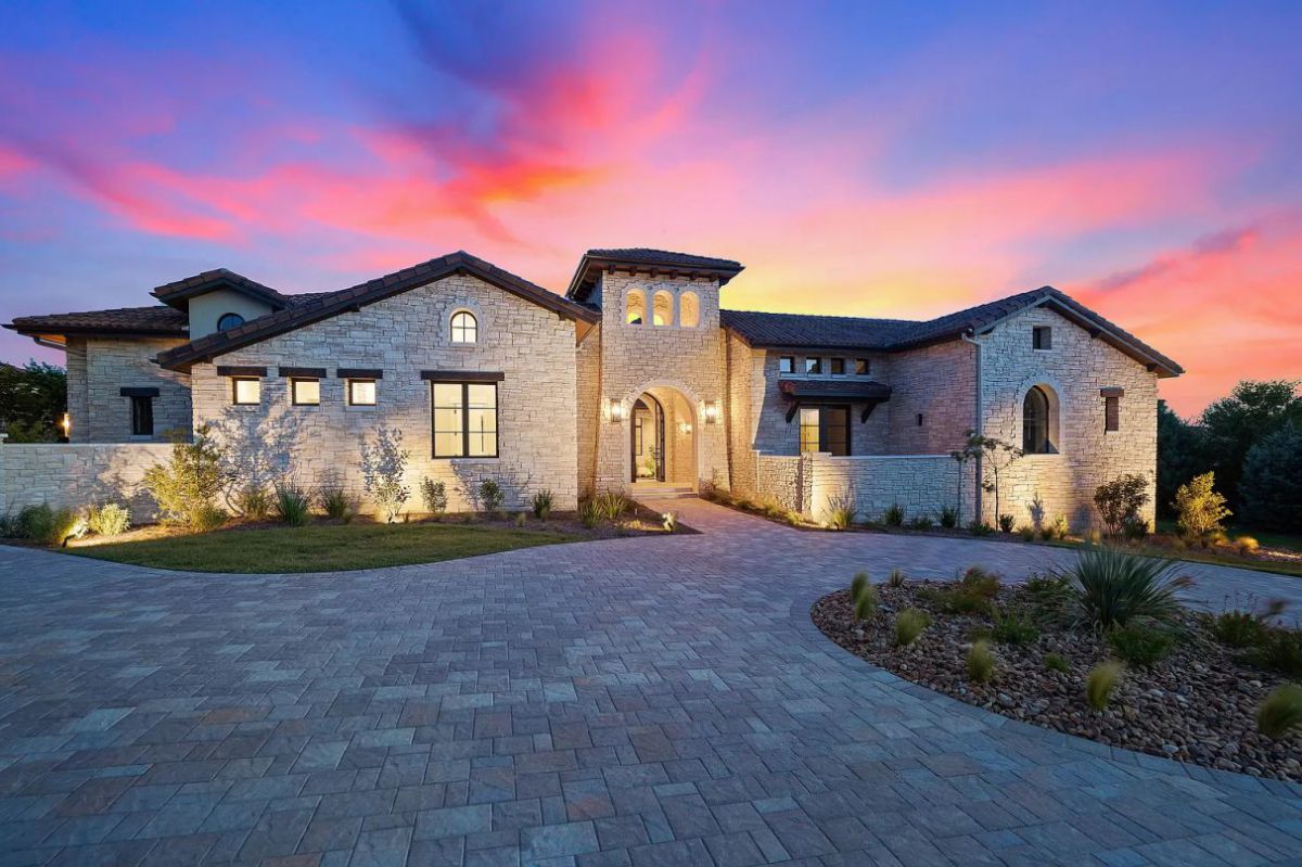 New-European-Estate-in-Austin-for-Sale-12017-Kirkland-Ct-Austin-TX-1