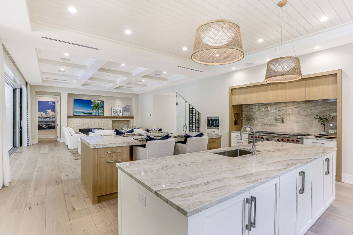 New-Masterpiece-in-Naples-built-by-Griffin-Builders-hits-Market-23