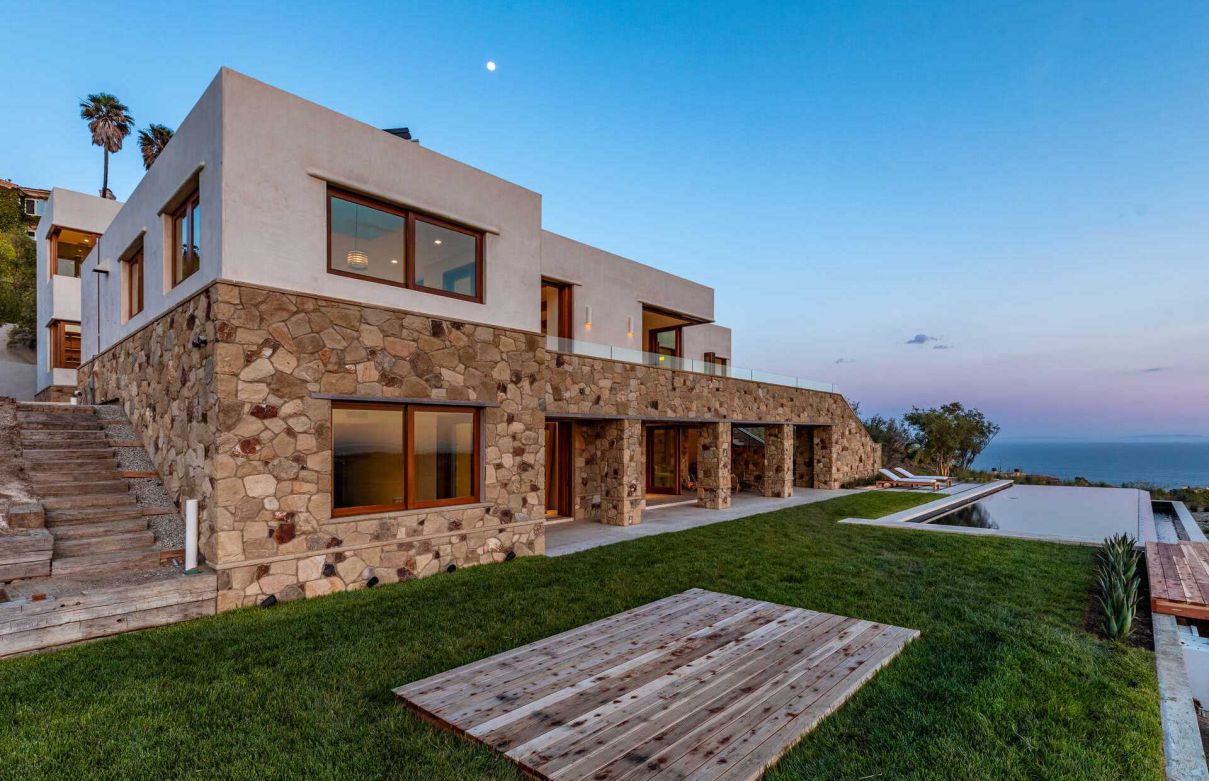 Newly-Built-Malibu-Estate-on-Coveted-Coastal-Community-for-Sale-40