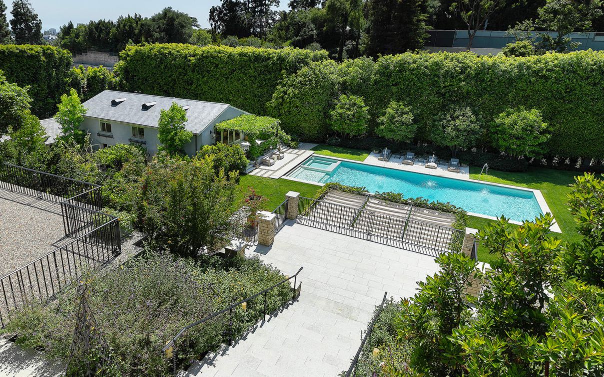 One-of-the-Great-Estates-in-Beverly-Hills-1140-Tower-Road-Beverly-Hills-CA-11