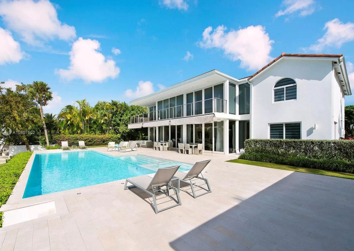 Prairie-Avenue-Modern-Home-in-Miami-Beach-Florida-4500-Prairie-Ave-Miami-Beach-FL-20