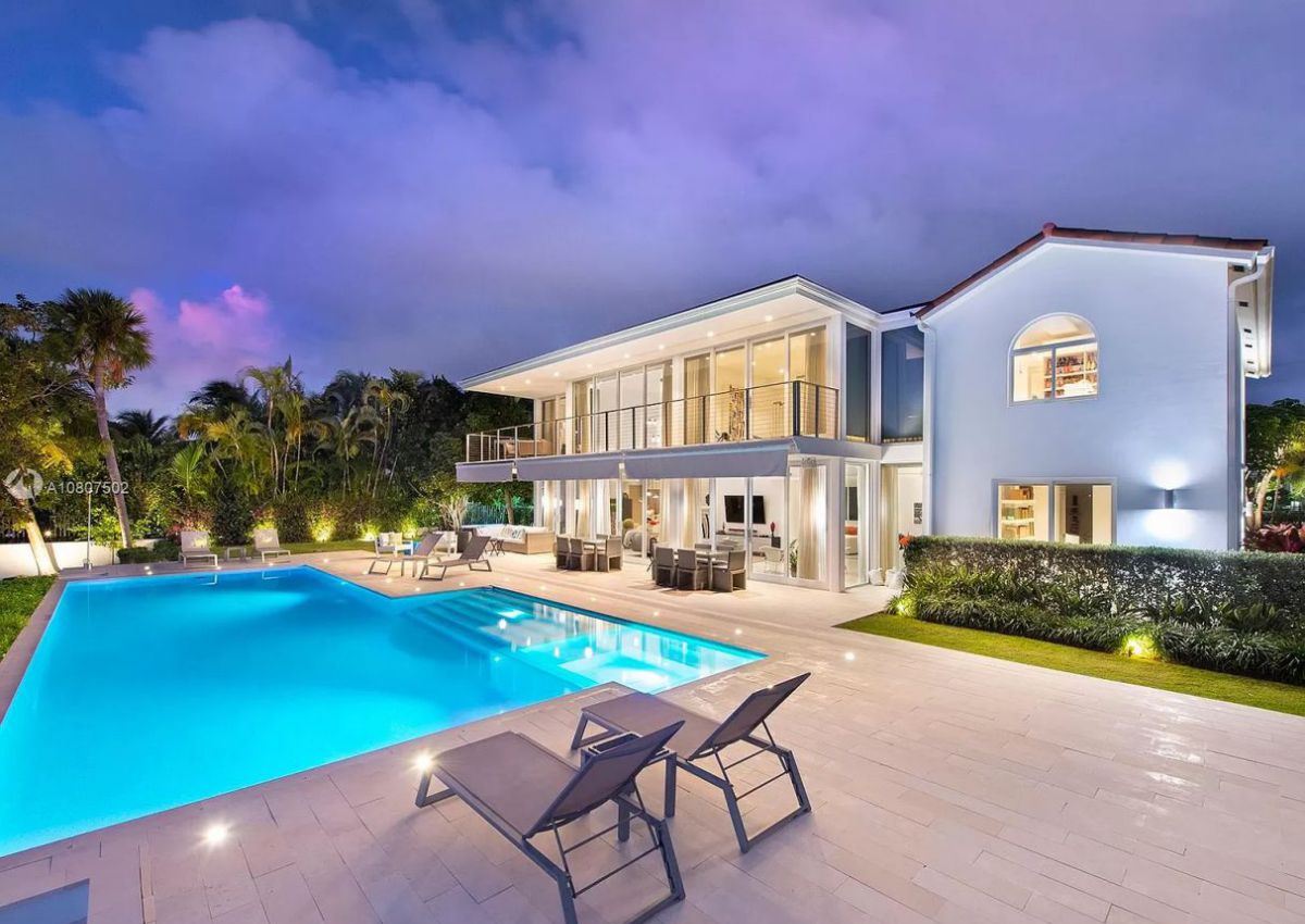 Prairie-Avenue-Modern-Home-in-Miami-Beach-Florida-4500-Prairie-Ave-Miami-Beach-FL-25